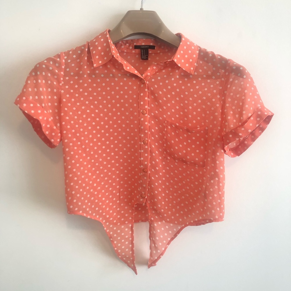 •MOVING SALE• Forever 21 Cropped button up Blouse
